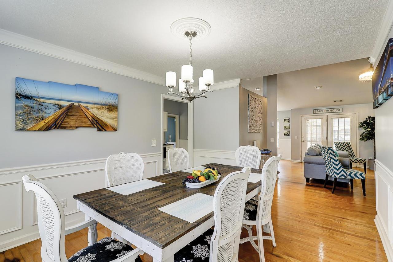 Apartment Island Oasis A- Upstairs Savannah